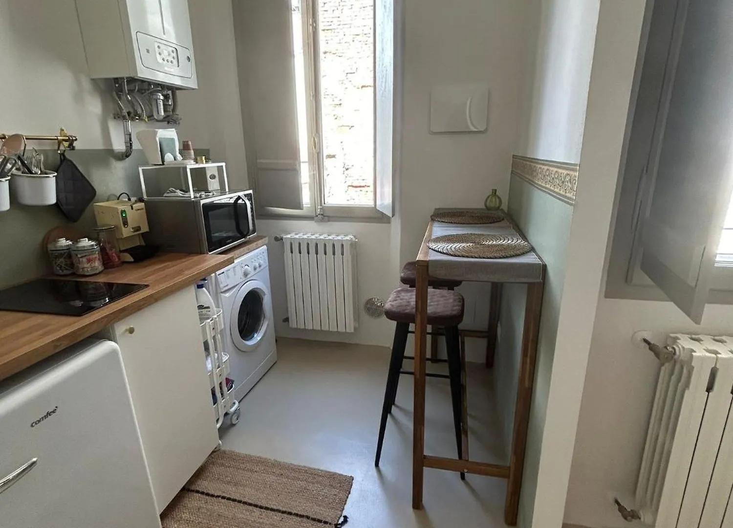 Aporti Home Cremona 0*,  Italy